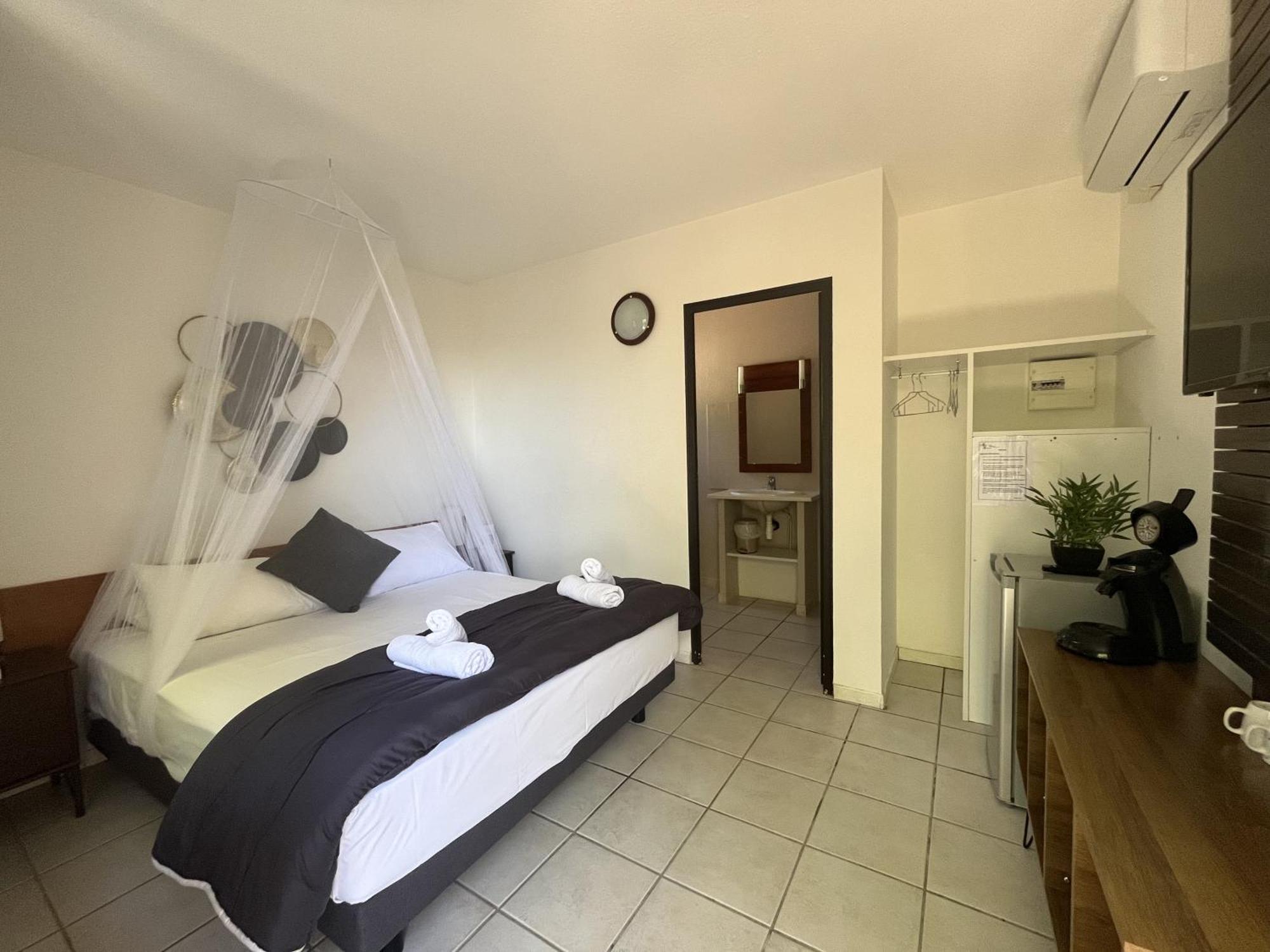Mont Bouquet Lodge-Residence Hoteliere Brouzet-les-Ales Exterior foto