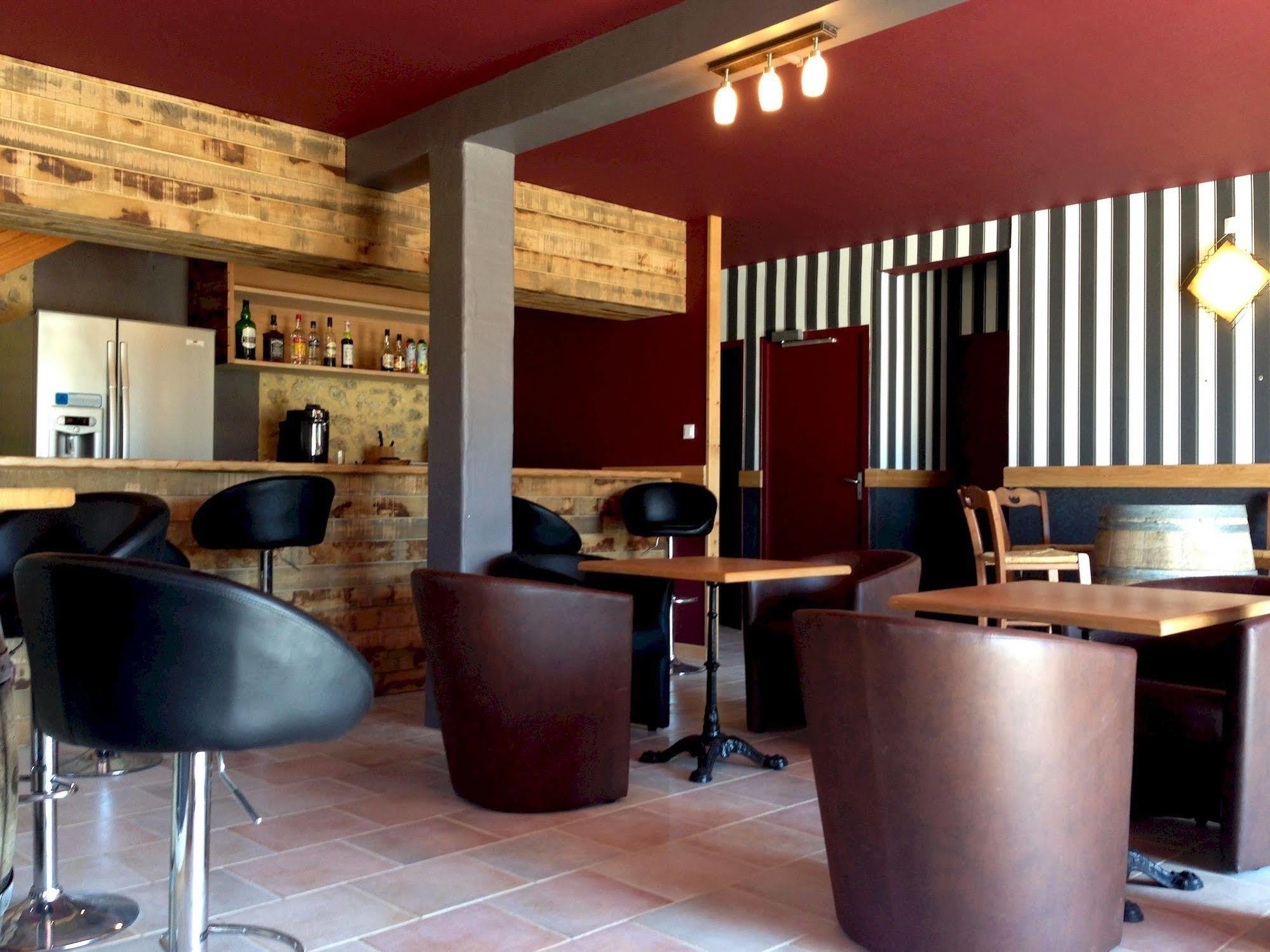 Mont Bouquet Lodge-Residence Hoteliere Brouzet-les-Ales Exterior foto